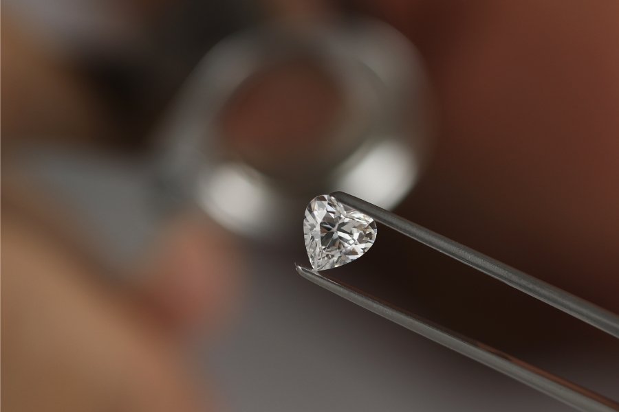 What Does Diamond Accent Mean?