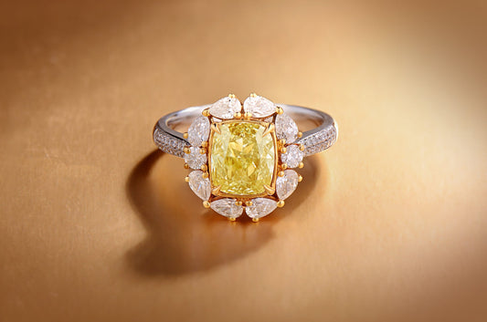 A Comprehensive Breakdown On How Grading Yellow Diamonds Work