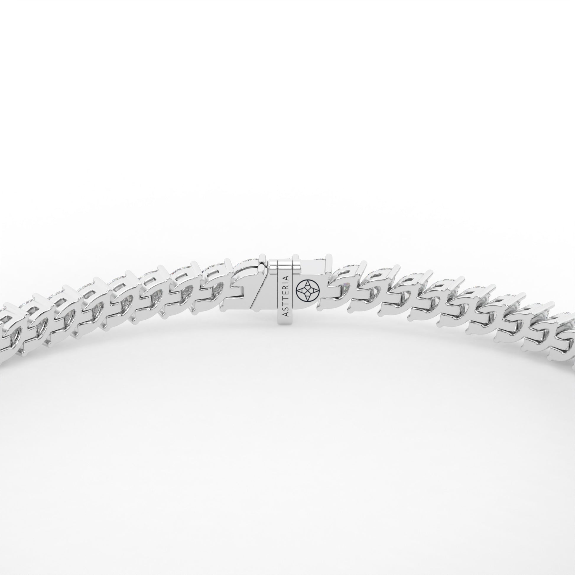 14K white gold, 18K white gold
