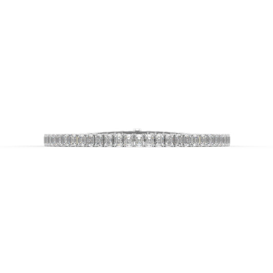 14K white gold, 18K white gold