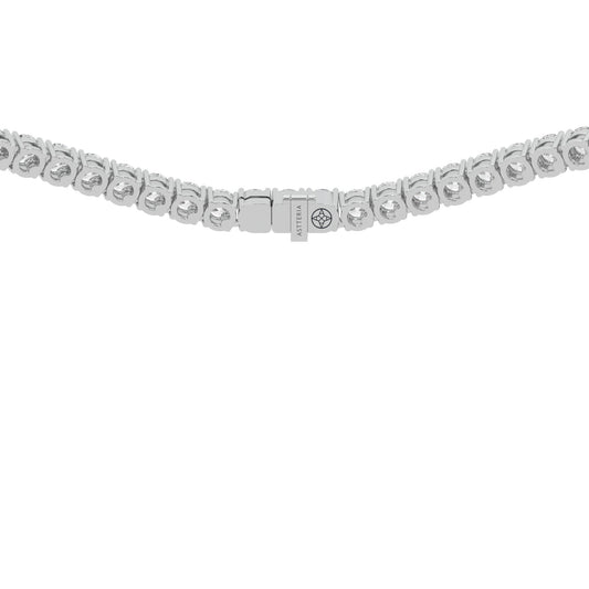 14K white gold, 18K white gold