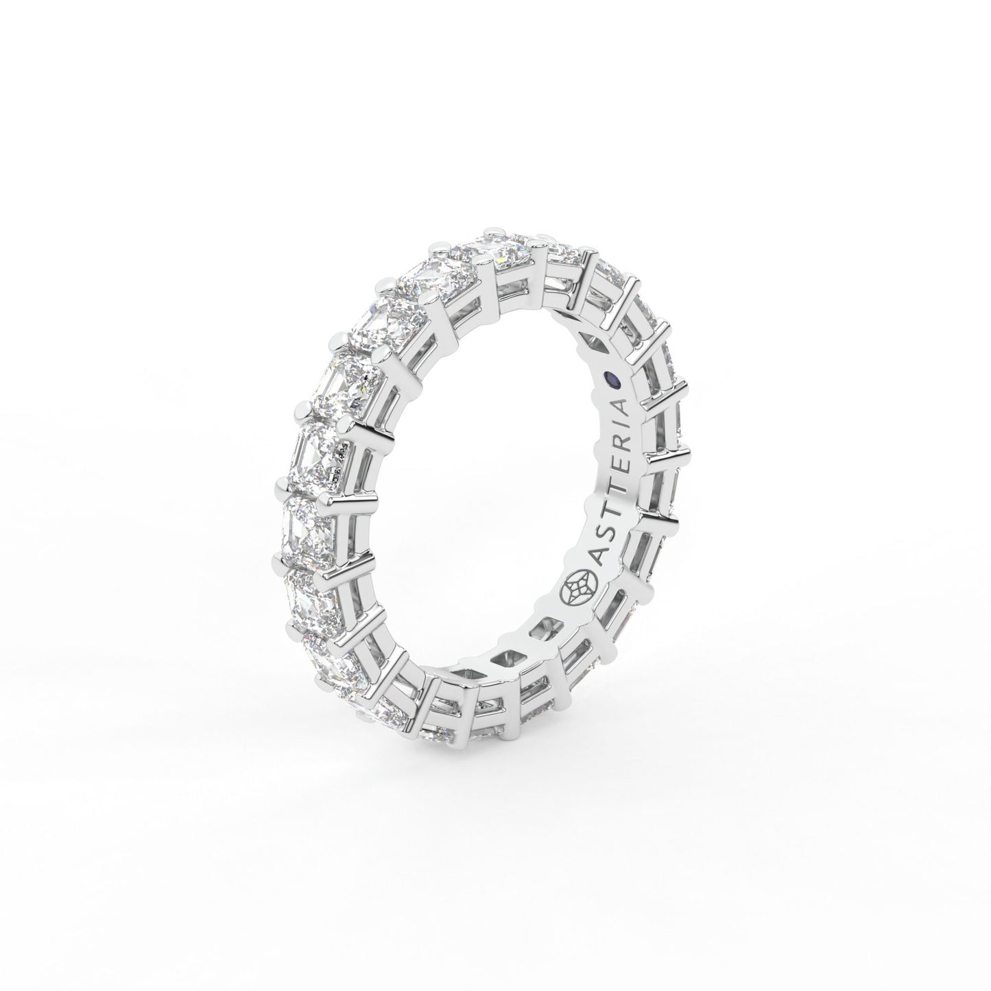 14K white gold, 18K white gold