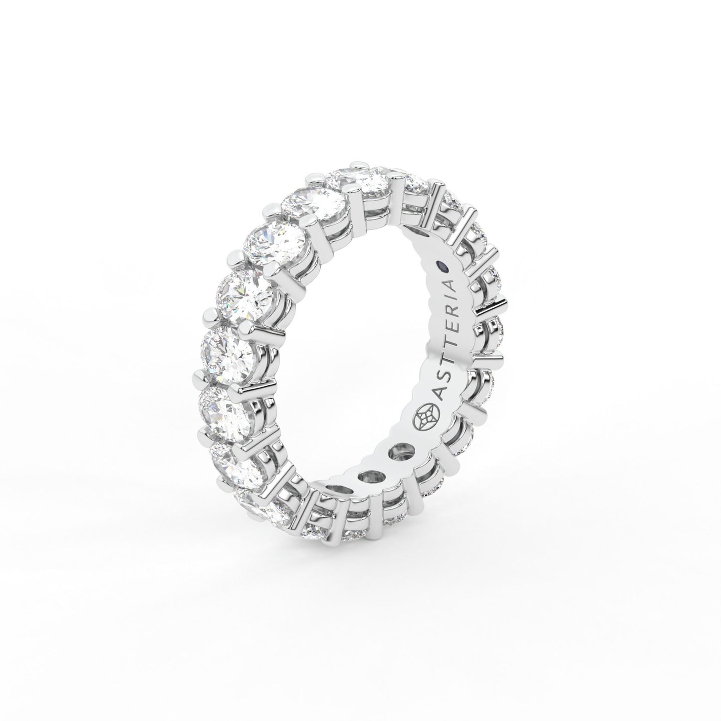 14K white gold, 18K white gold