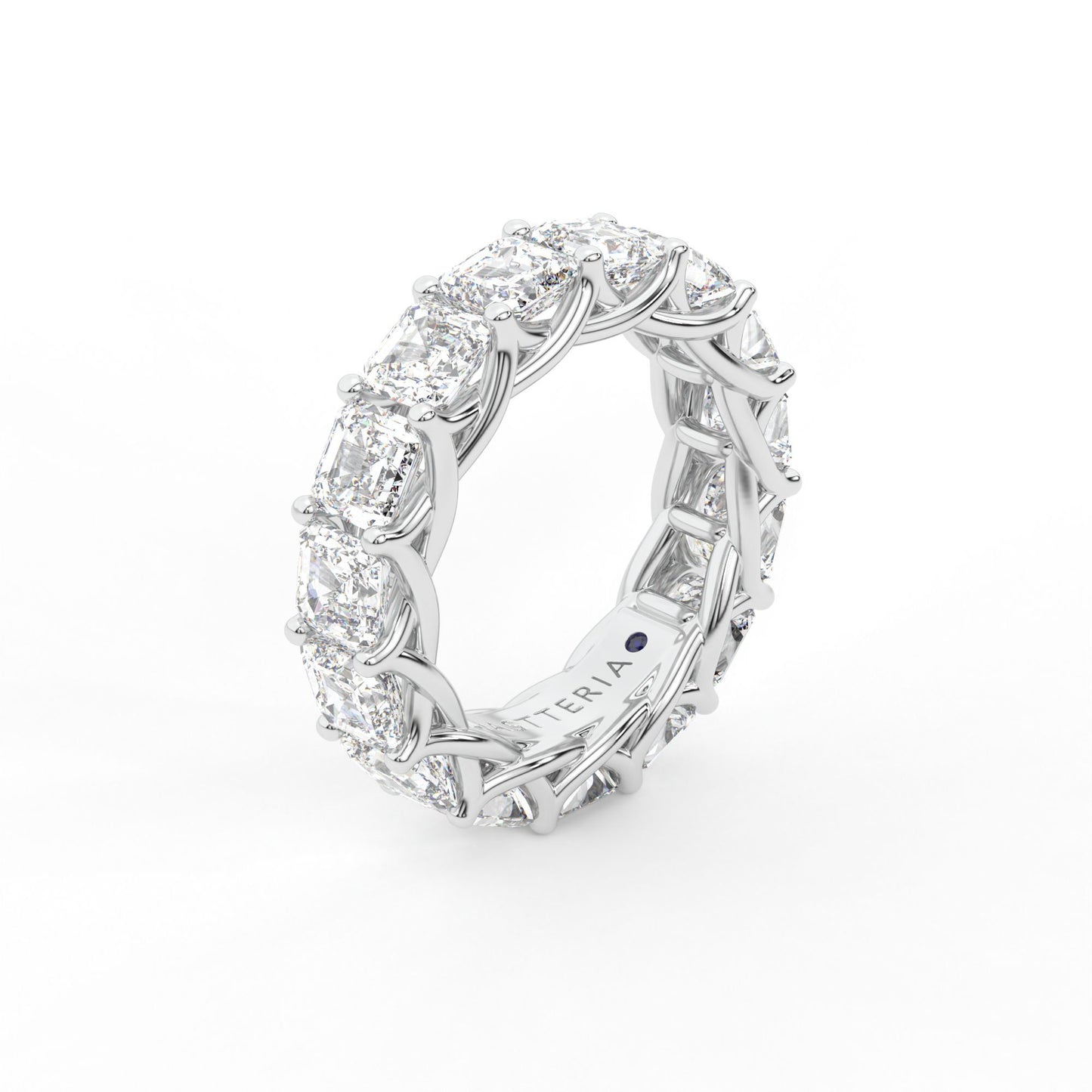 14K white gold, 18K white gold