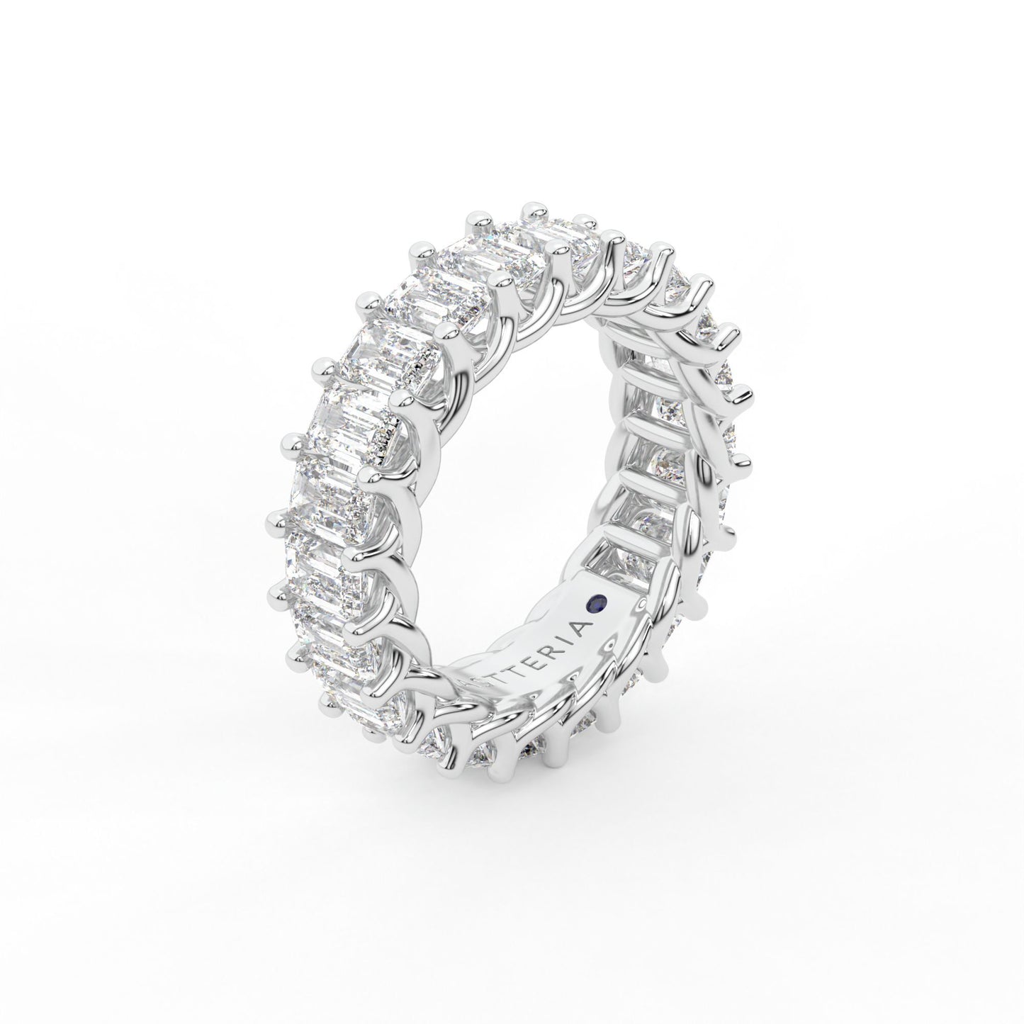 14K white gold, 18K white gold