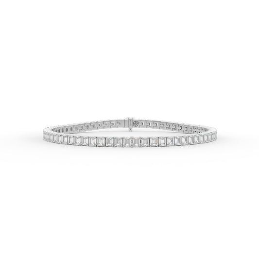 14K white gold, 18K white gold