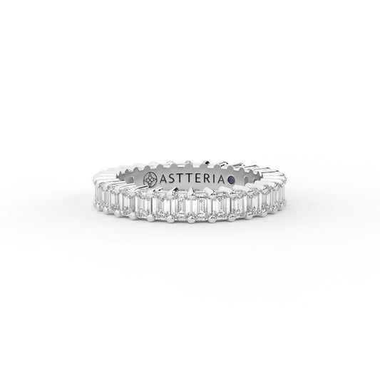 14K white gold, 18K white gold