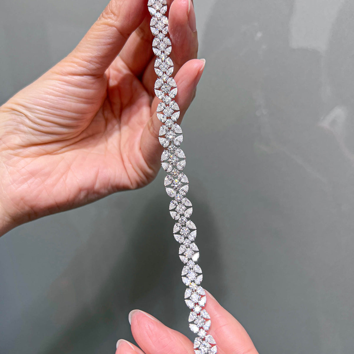 Natural Diamond Bracelet, 18K White Gold, 14.87 Ct. TW