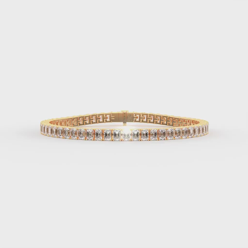 14K yellow gold, 18K yellow gold