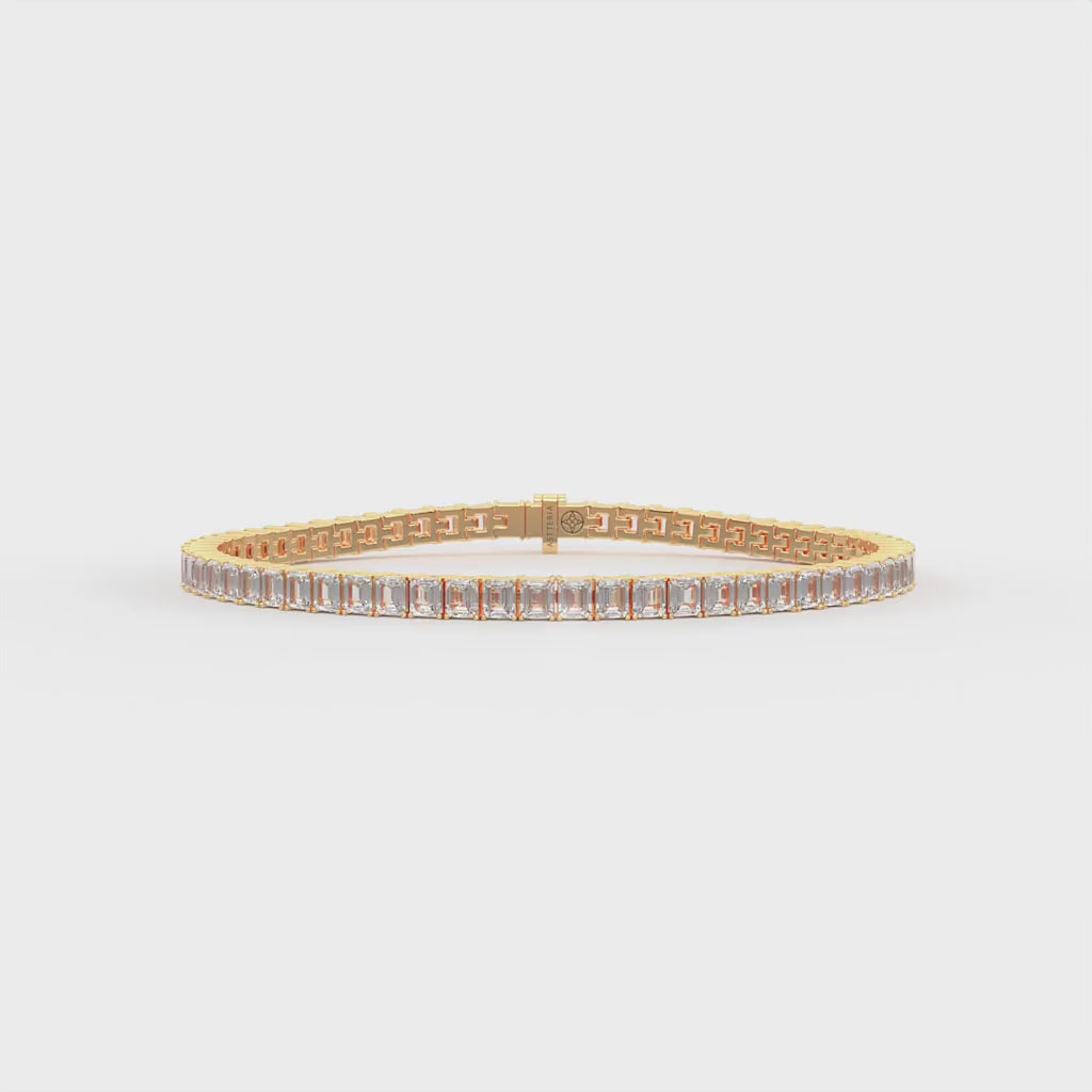 14K yellow gold, 18K yellow gold