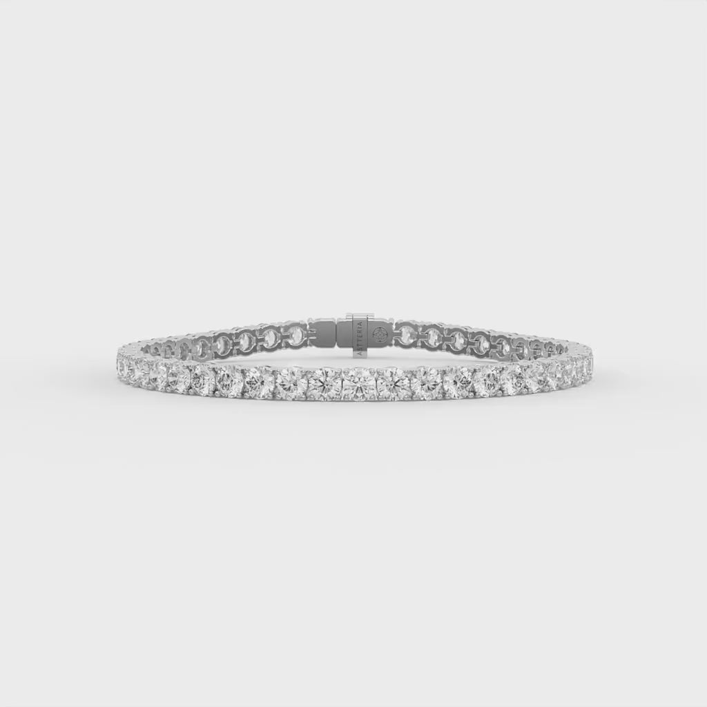 14K white gold, 18K white gold